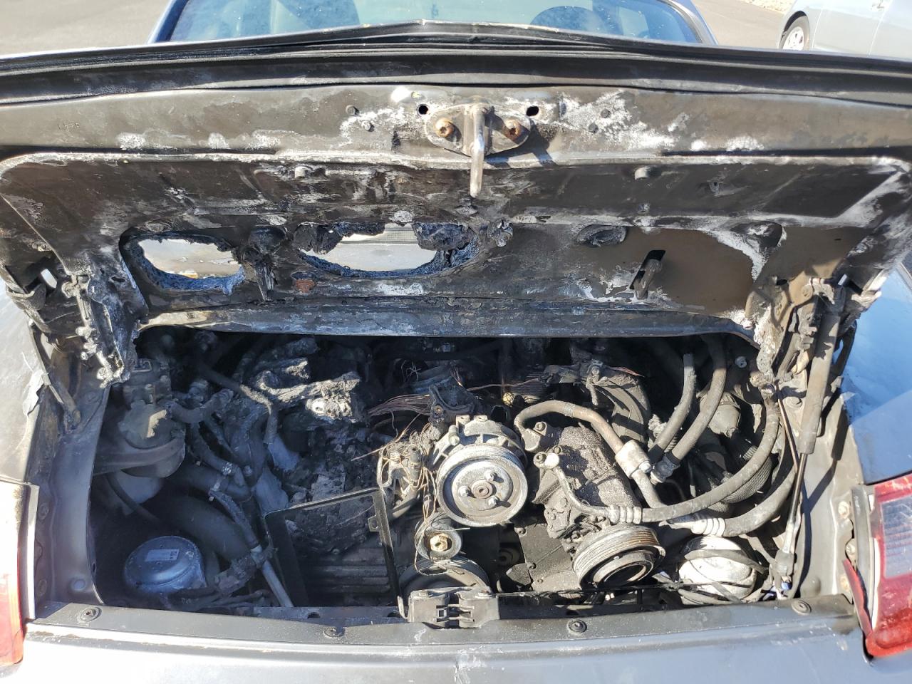 Porsche 911 Carrera Image 10