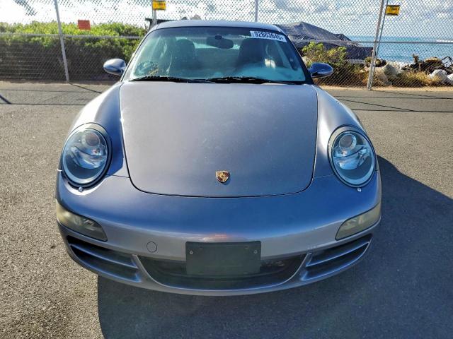 Porsche 911 Carrera Image 6