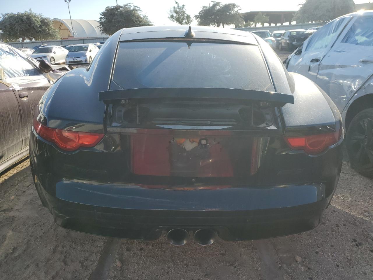 Jaguar F-TYPE S Image 9