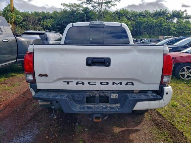 Toyota Tacoma Double Cab Image 8