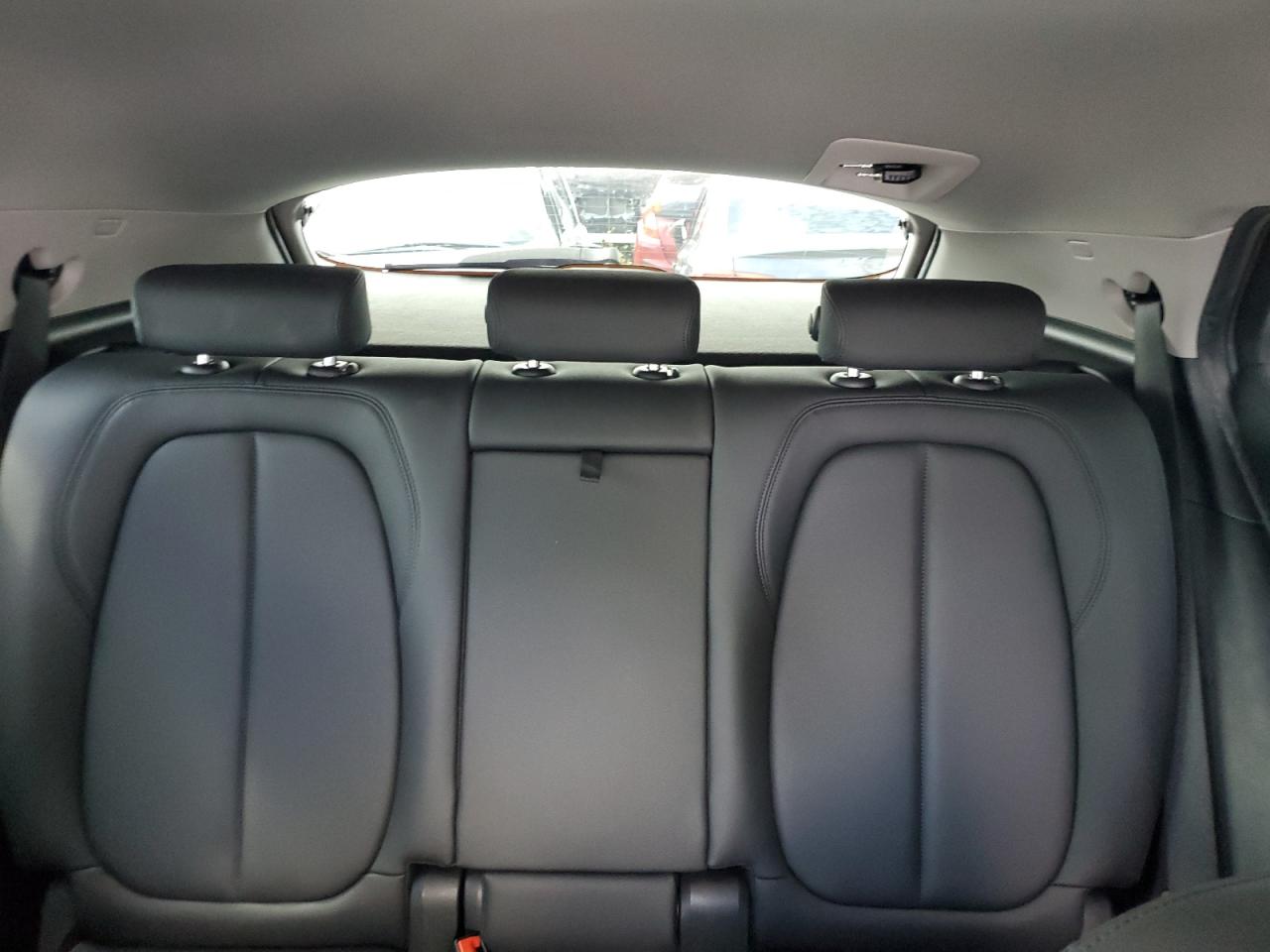 BMW X Series Sdrive28i Image 6