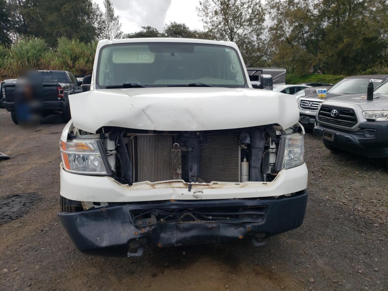 Nissan Nv 3500 S Image 5