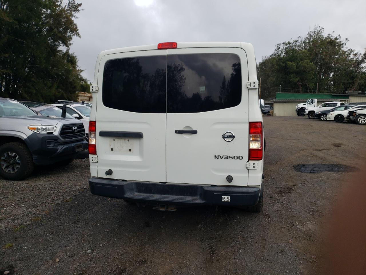 Nissan Nv 3500 S Image 4