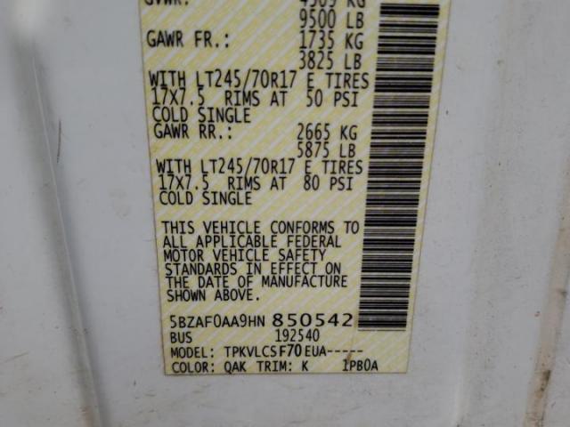 Nissan Nv 3500 S Image 8