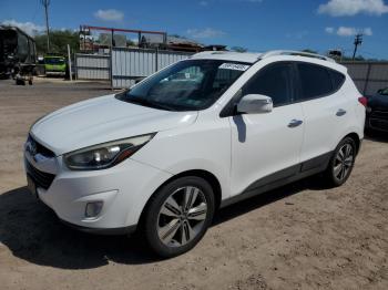  Salvage Hyundai TUCSON