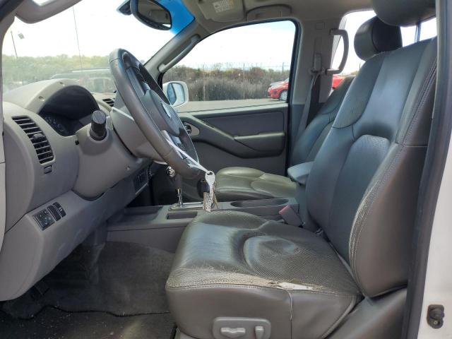 Nissan Frontier Crew Cab Le Image 8