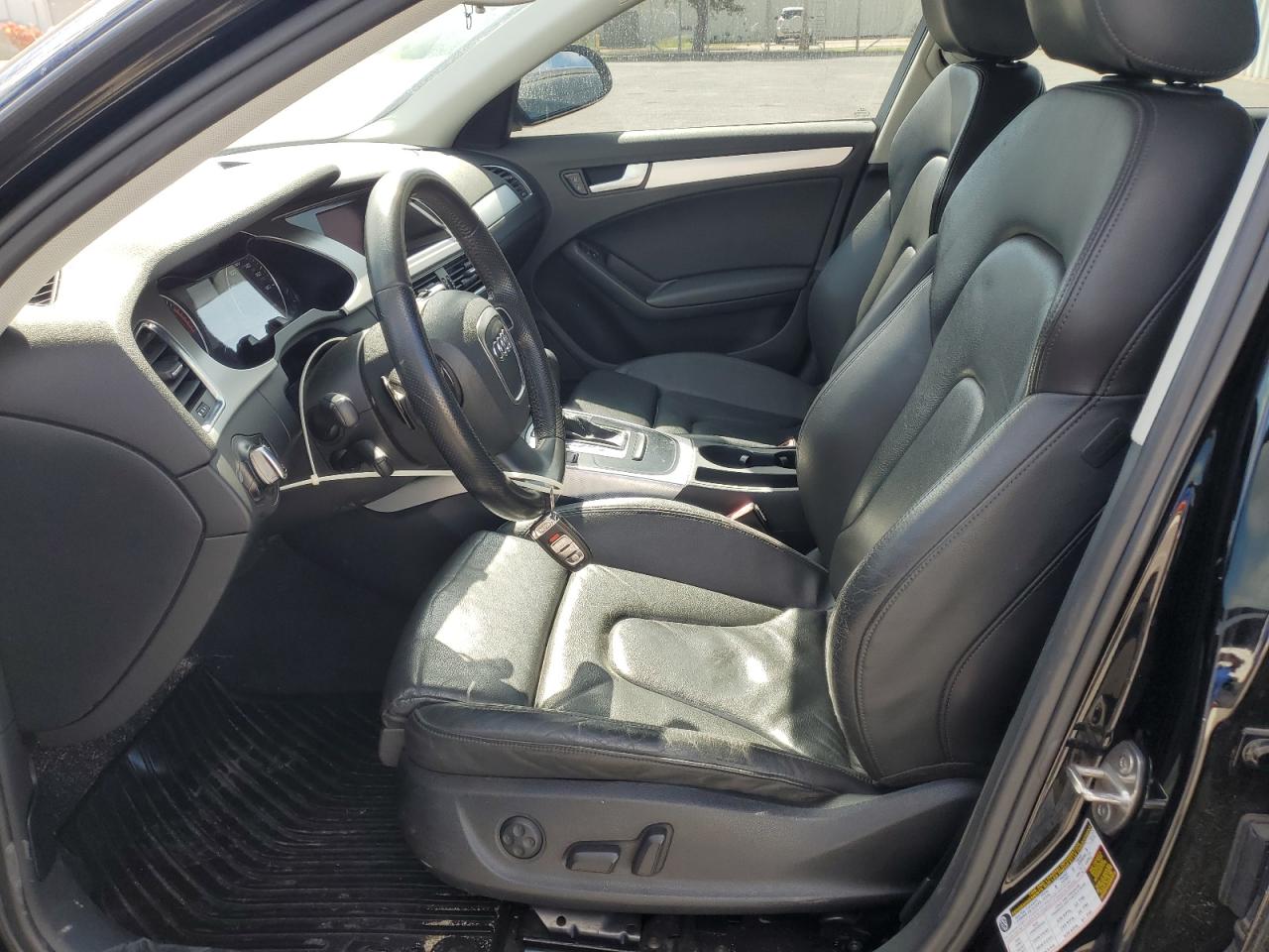 Audi A4 Premium Image 4