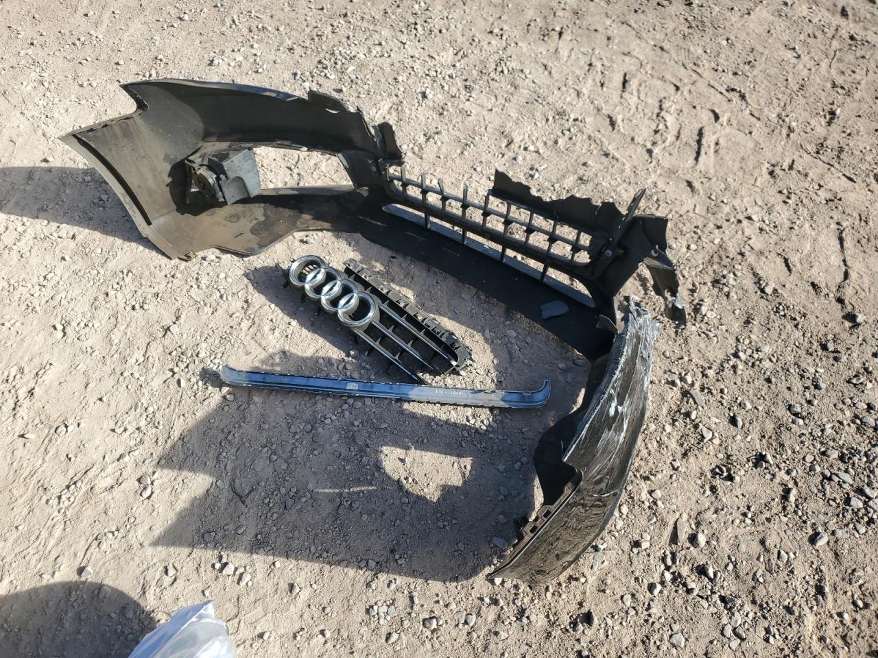 Audi A4 Premium Image 12