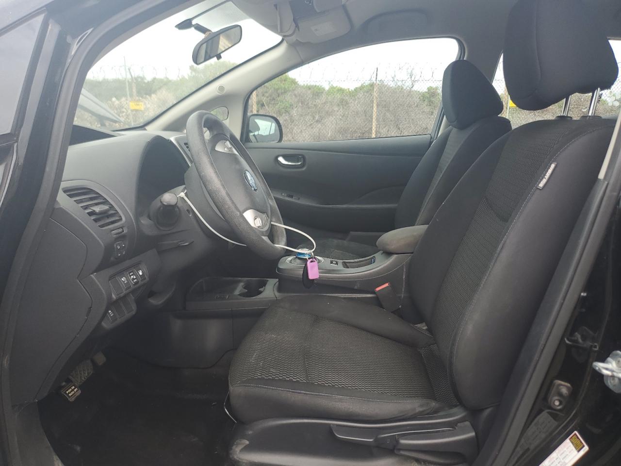 Nissan LEAF S Image 13