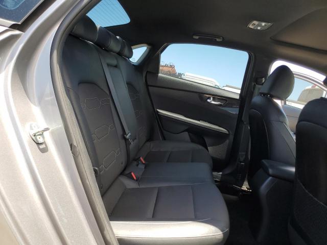 Kia Forte Gt Line Image 4