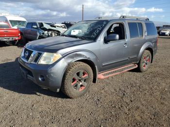  Salvage Nissan Pathfinder