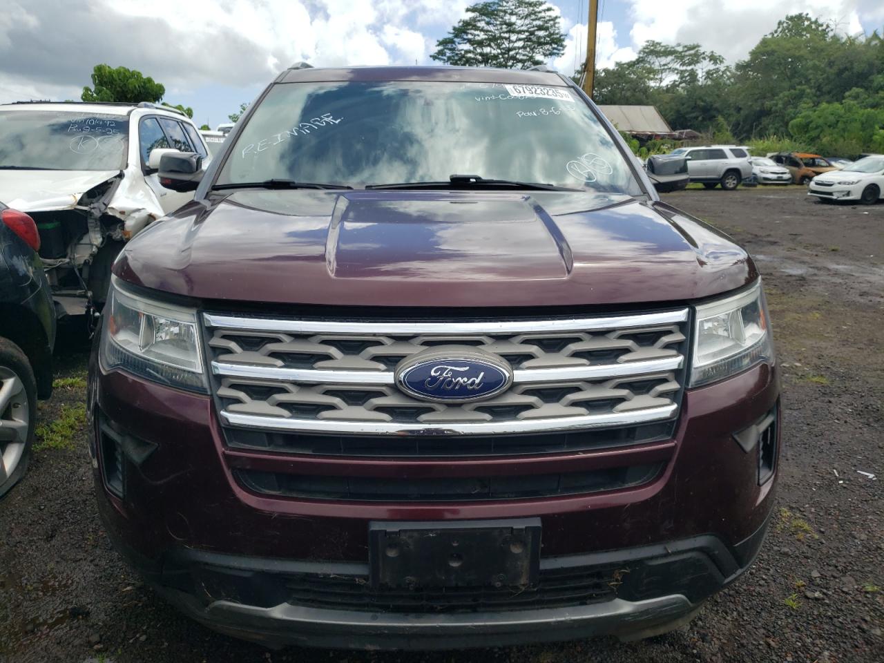 Ford Explorer Xlt Image 12