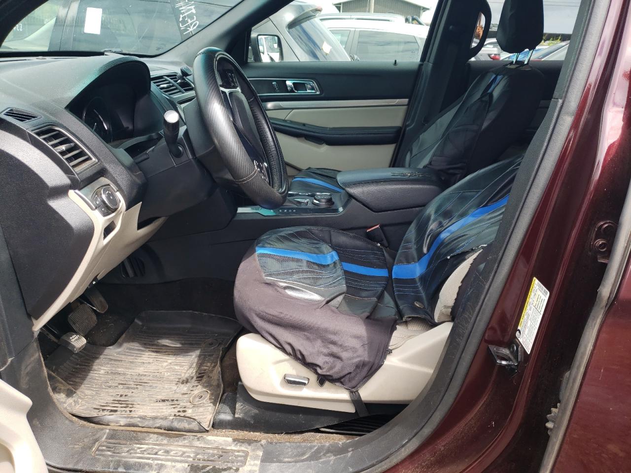 Ford Explorer Xlt Image 4