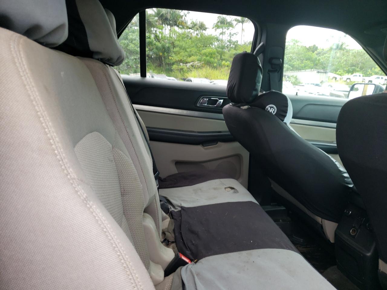 Ford Explorer Xlt Image 11