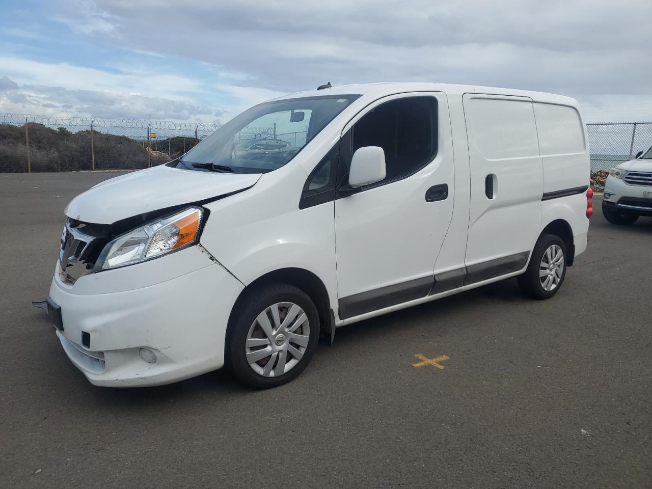 Nissan Nv 2.5s Image 1