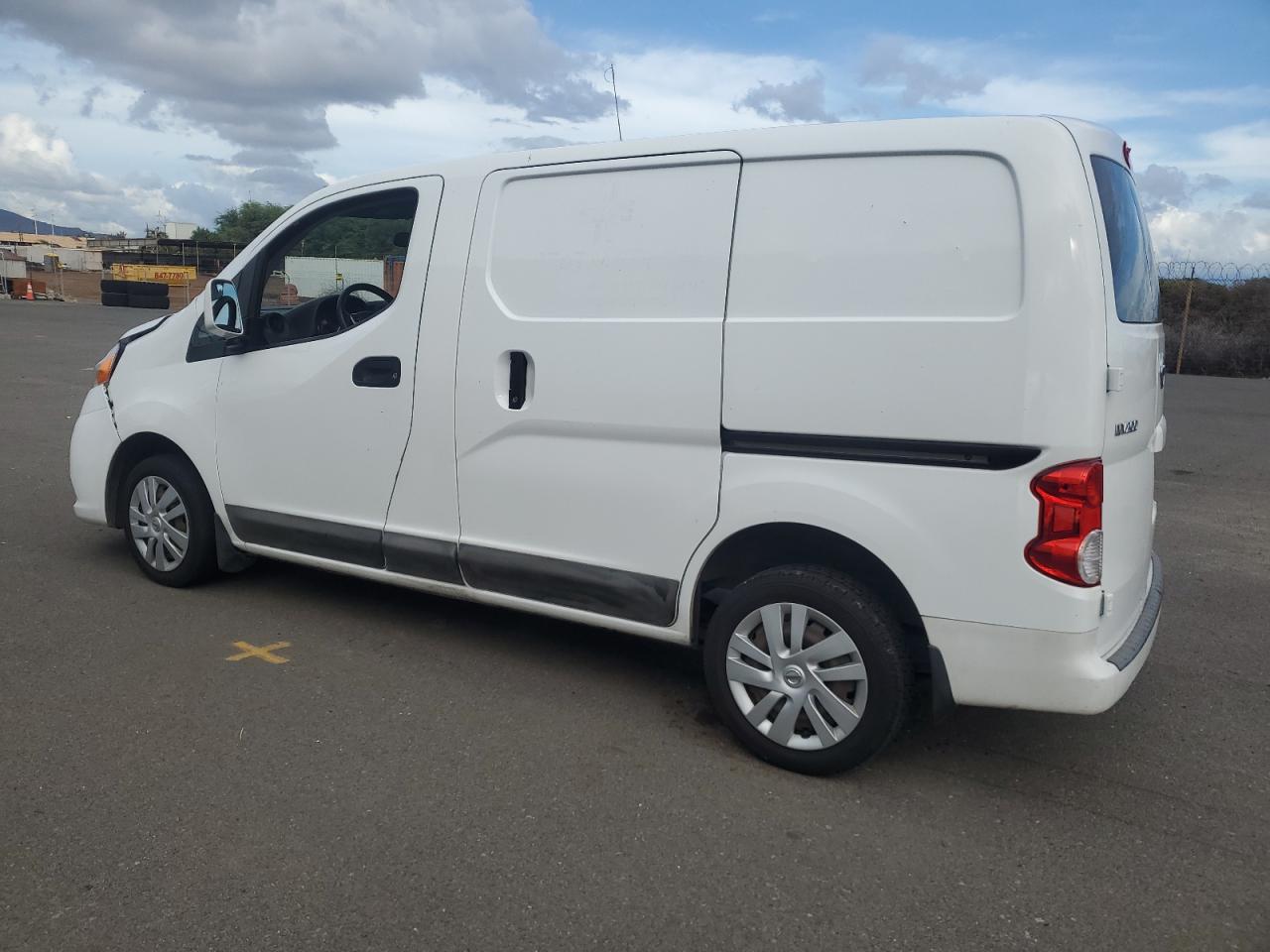 Nissan Nv 2.5s Image 14