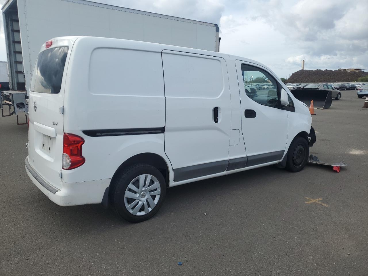 Nissan Nv 2.5s Image 3