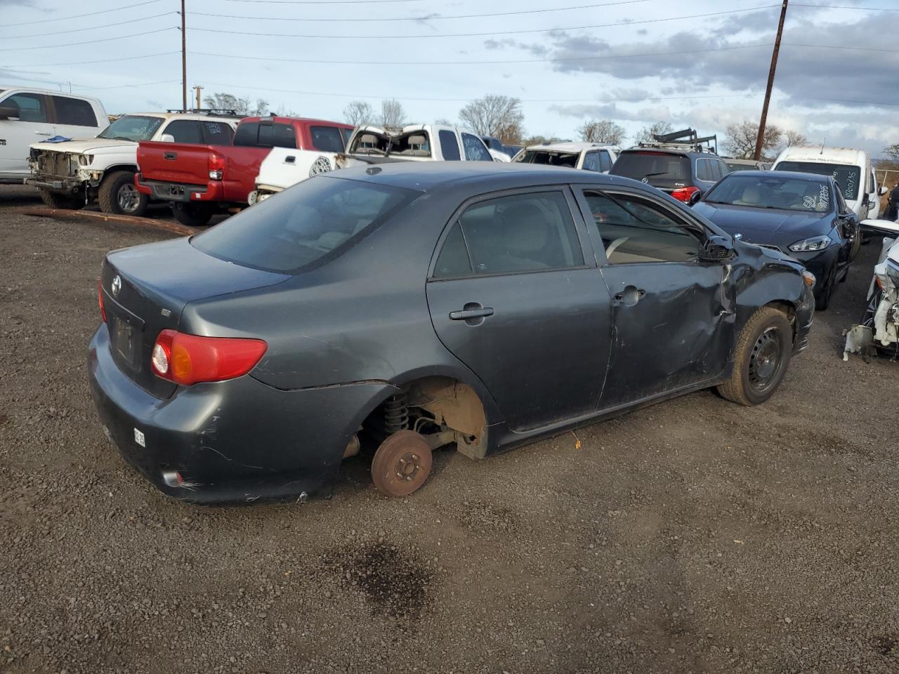 Toyota Corolla Base Image 2