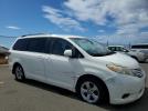 Toyota Sienna Le Image 4