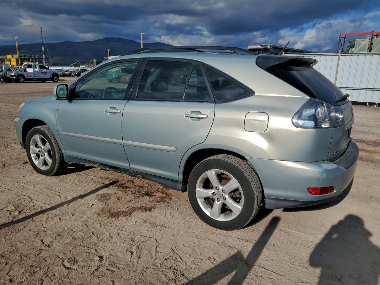 Lexus RX 330 Image 6