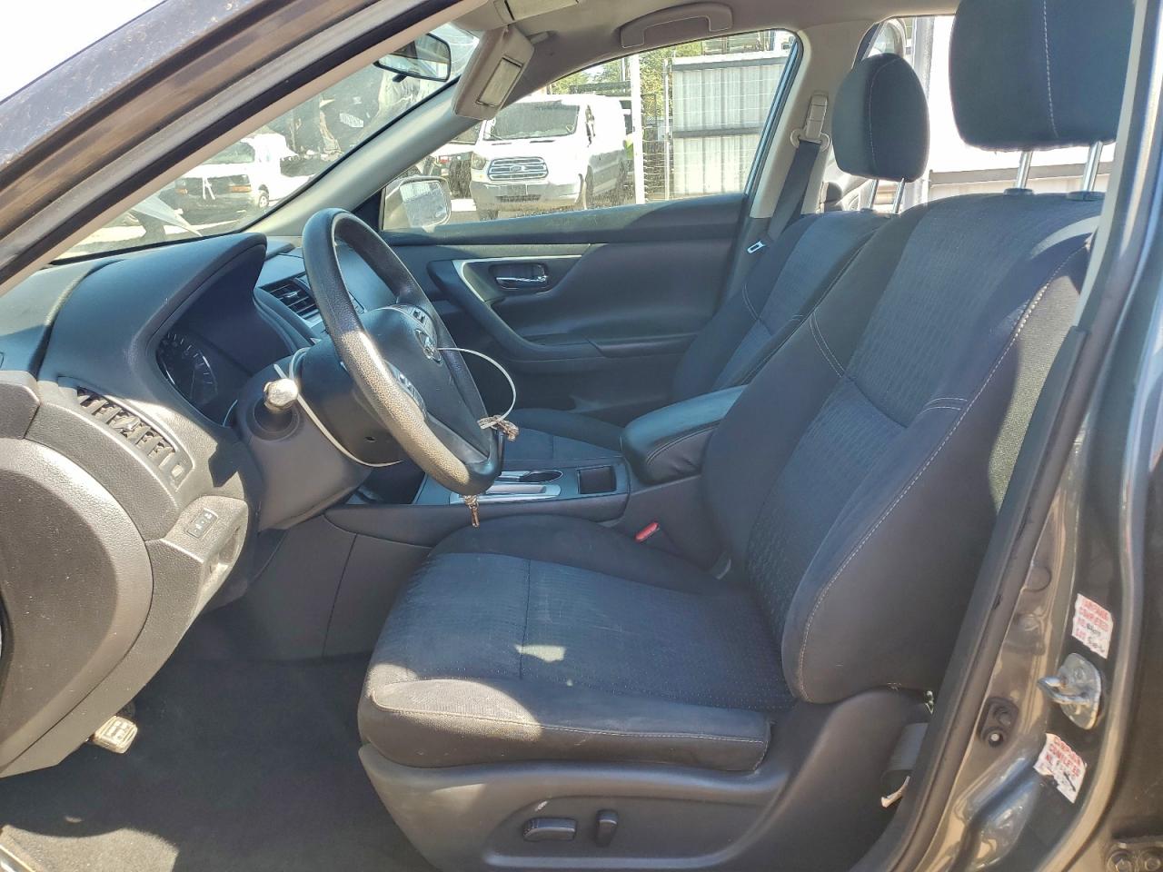 Nissan Altima 2.5 Image 3