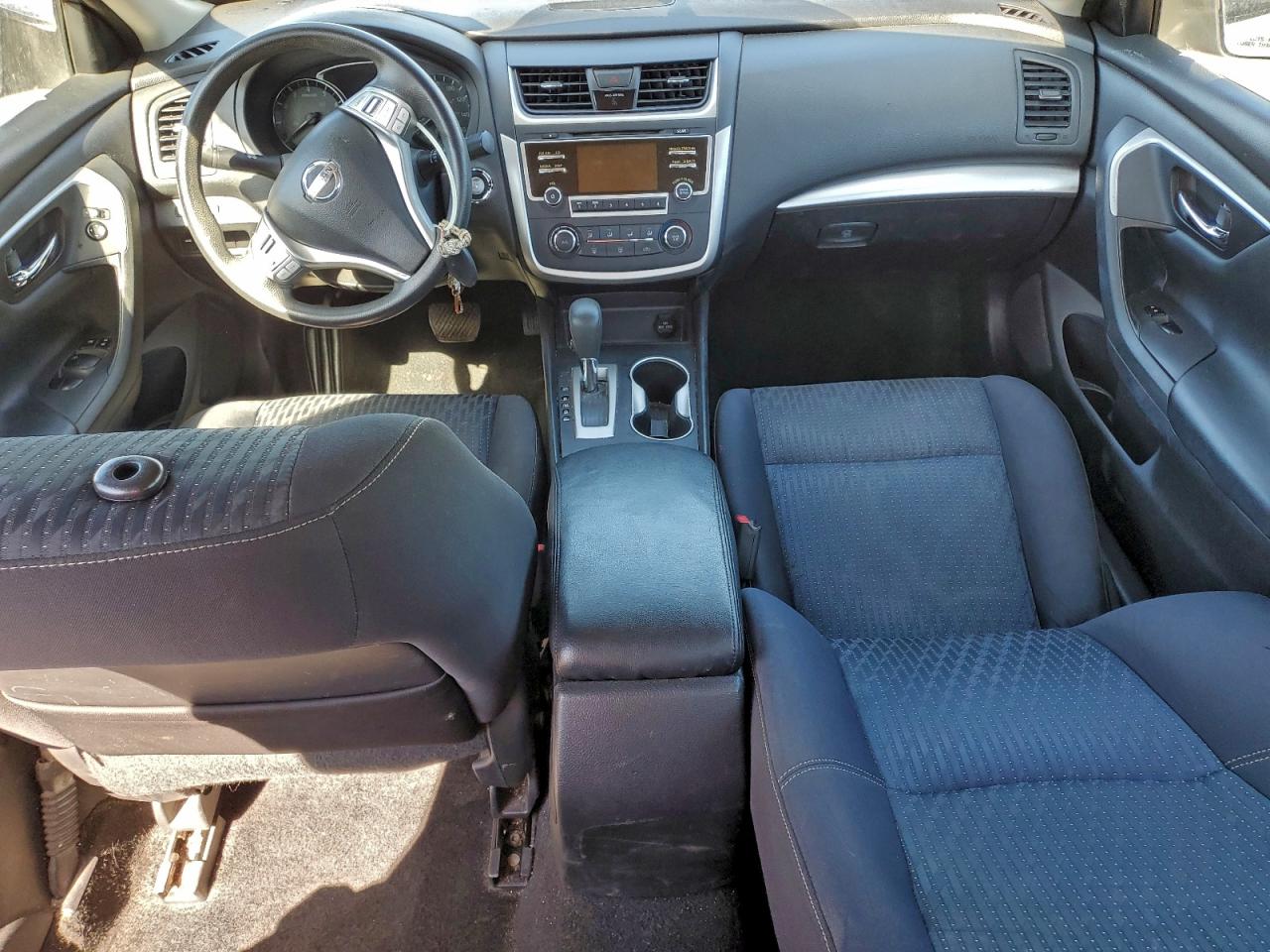 Nissan Altima 2.5 Image 13