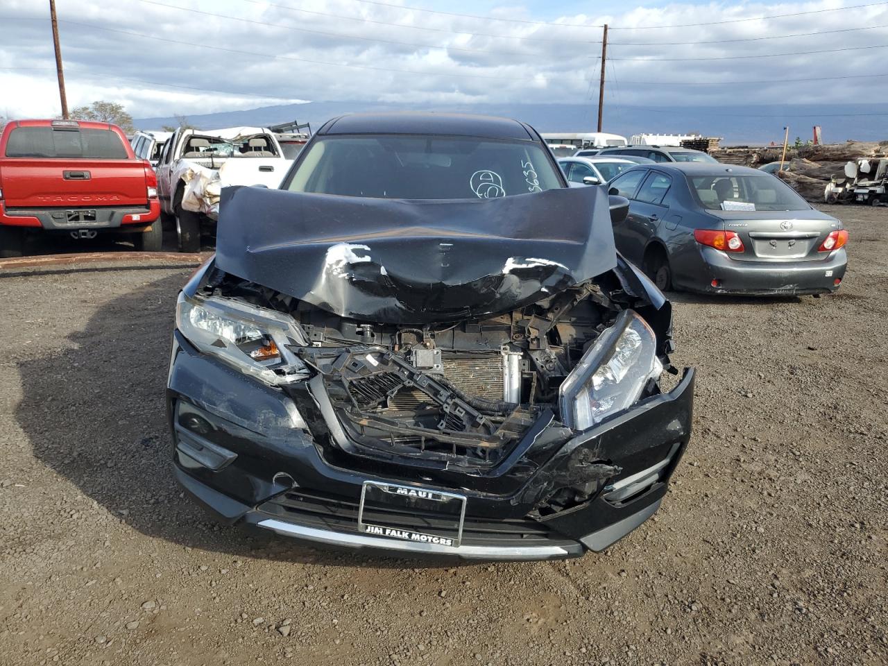 Nissan Rogue S Image 3