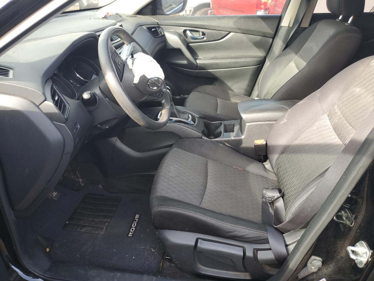 Nissan Rogue S Image 4