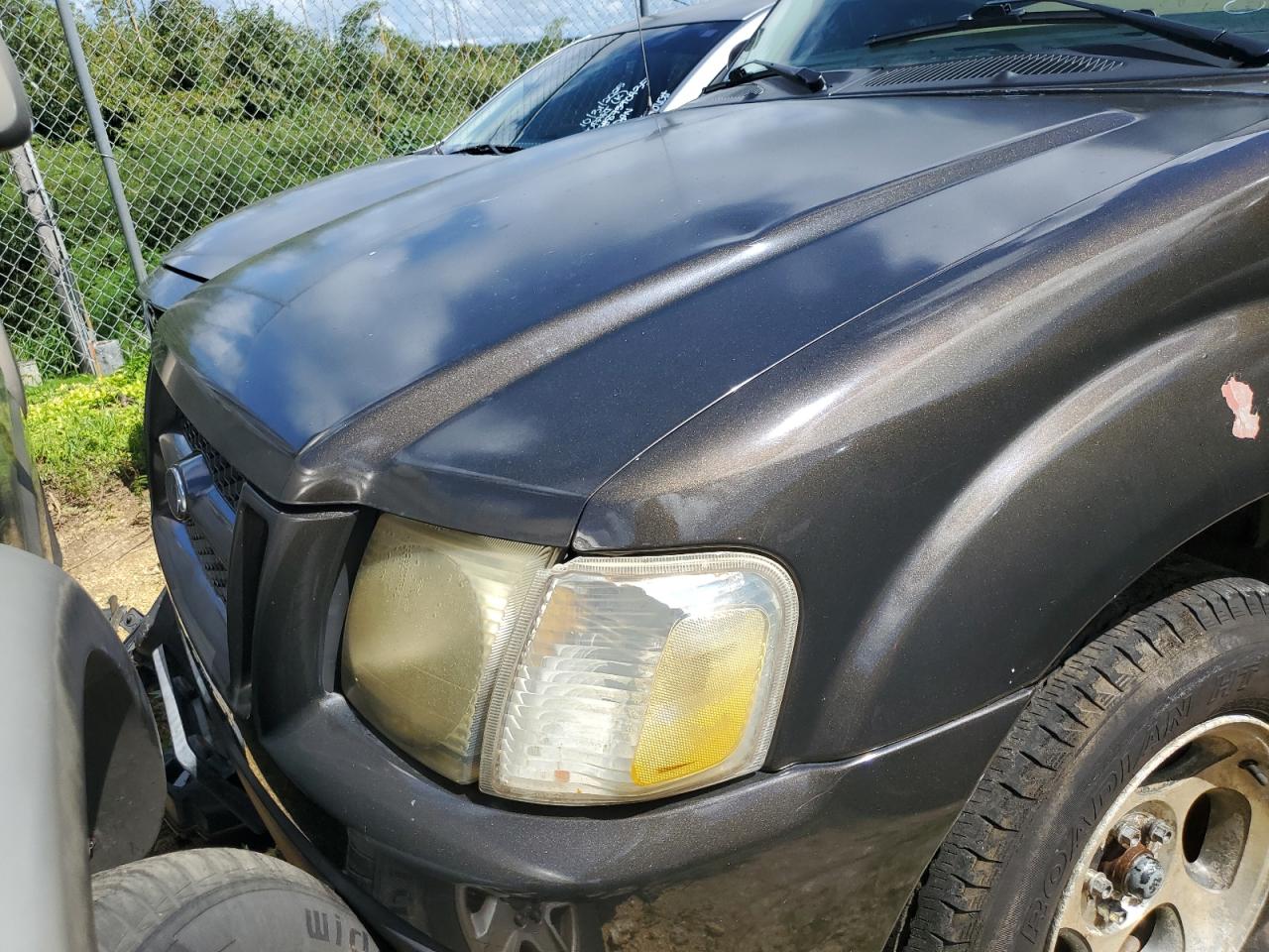 Ford Explorer Image 10