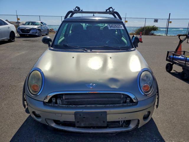 MINI Cooper Image 2