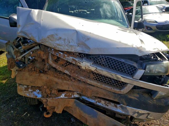 Chevrolet Silverado K3500 Image 11