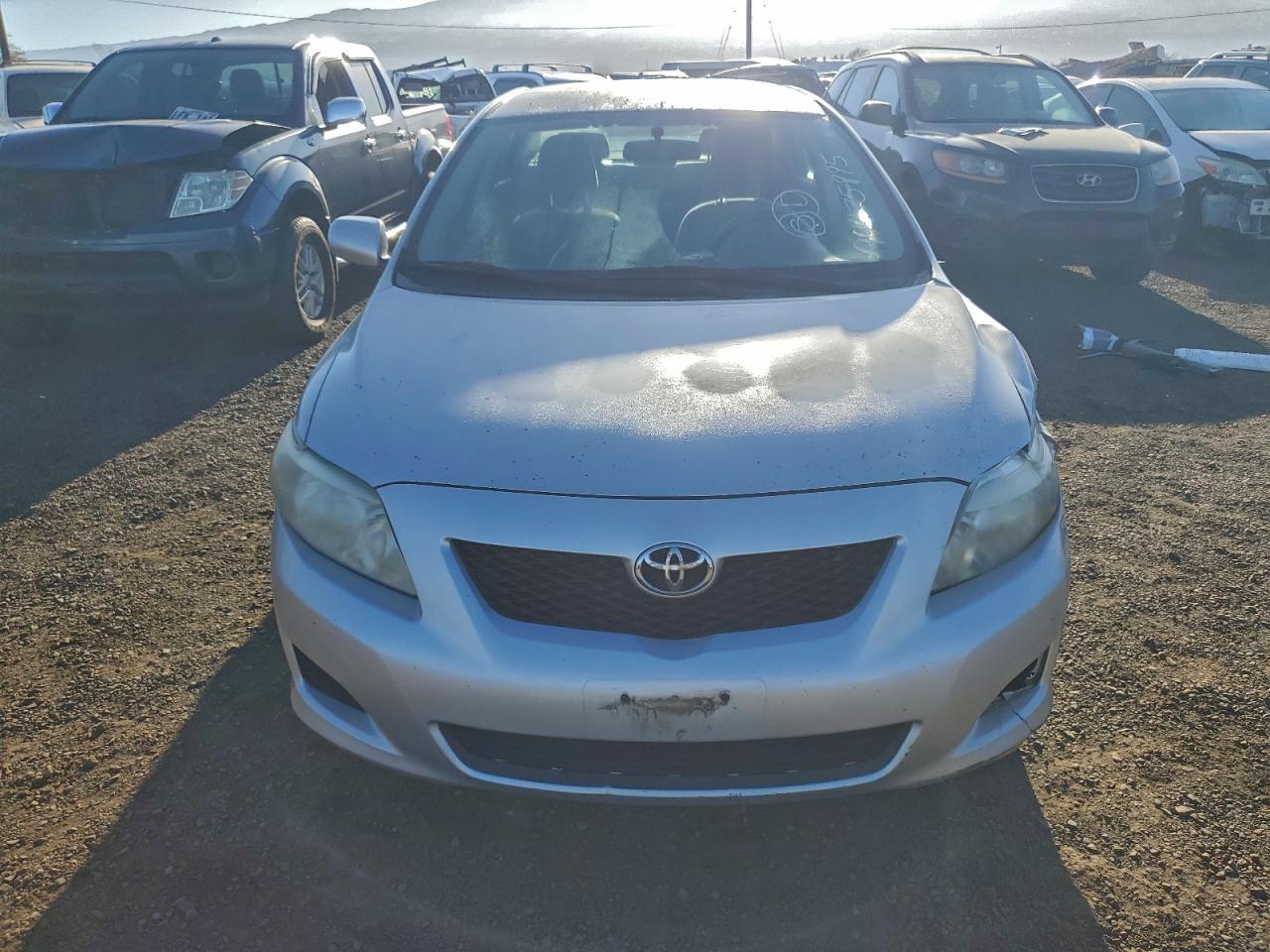 Toyota Corolla Base Image 3