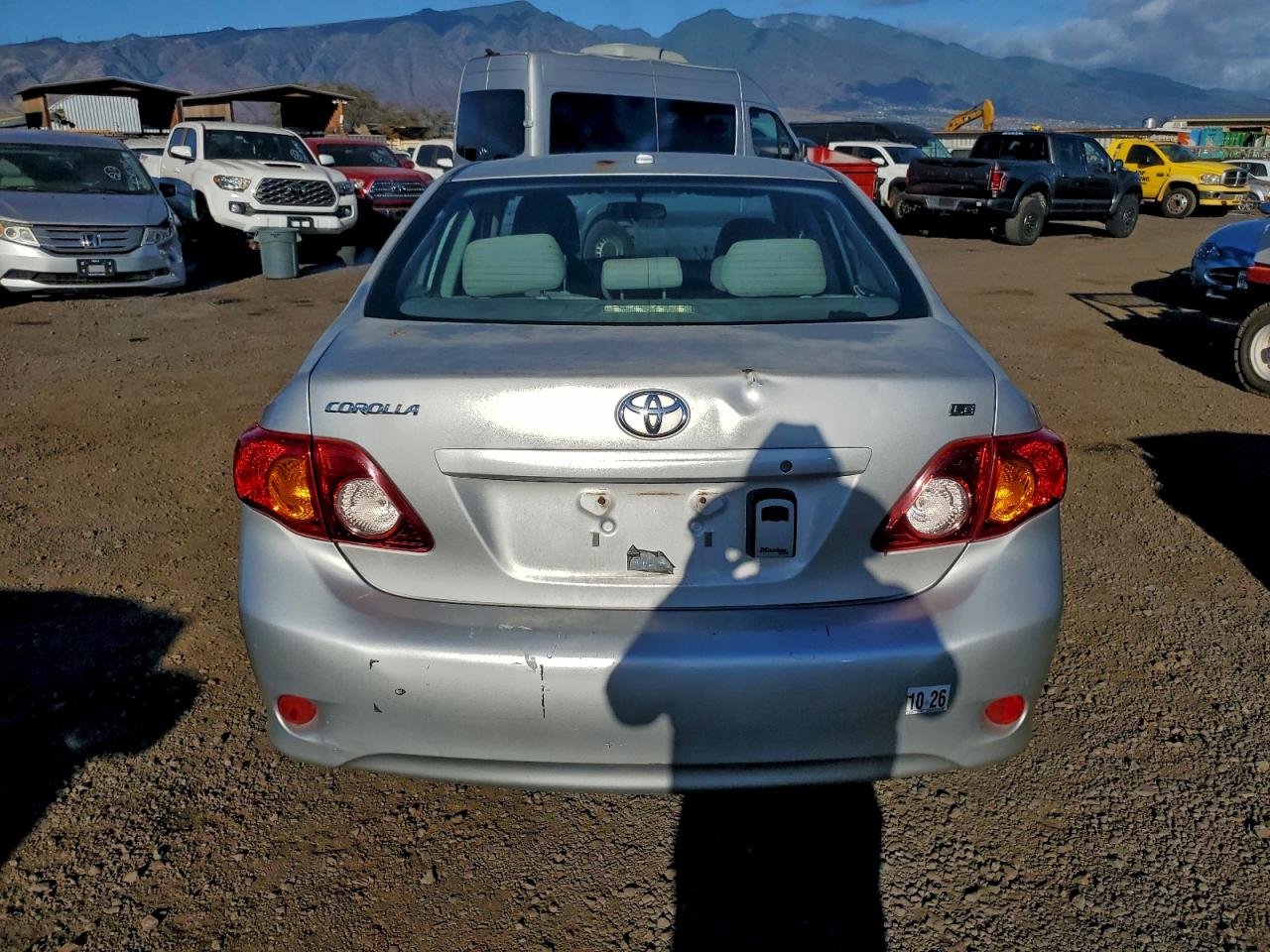 Toyota Corolla Base Image 10