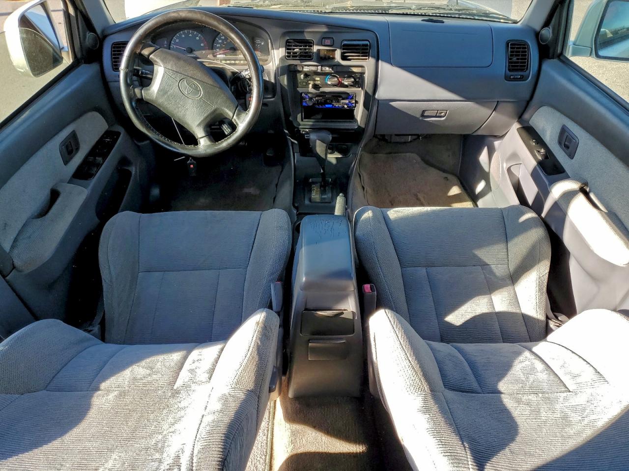 Toyota 4Runner Sr5 Image 7