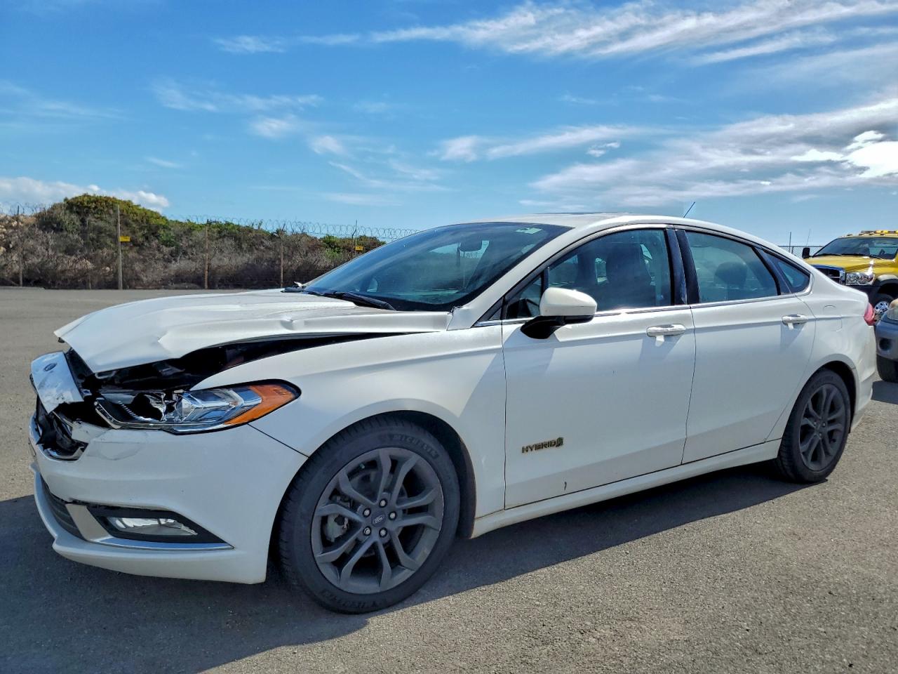 Ford Fusion Se Hybrid Image 1