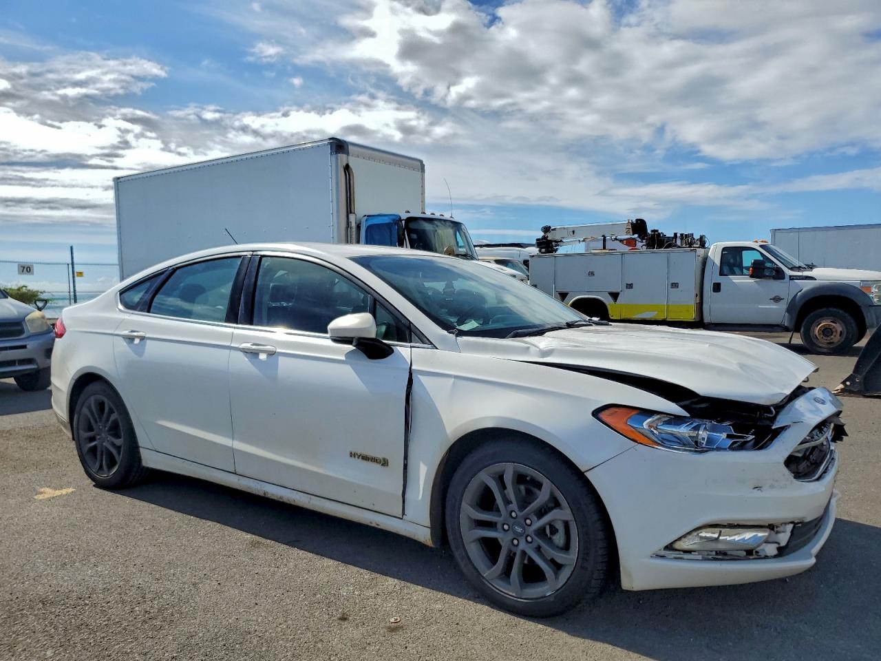 Ford Fusion Se Hybrid Image 6