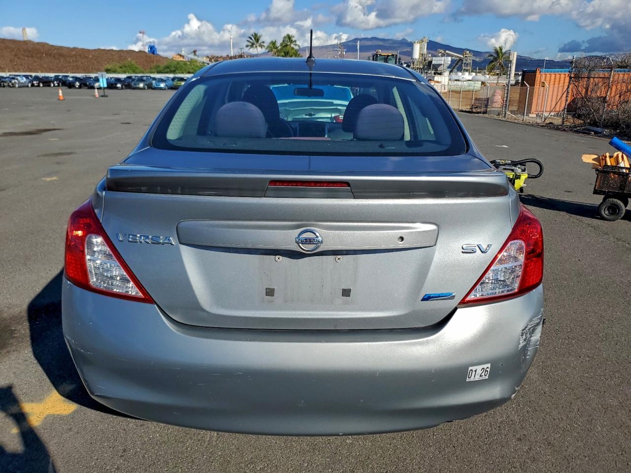 Nissan Versa S Image 7