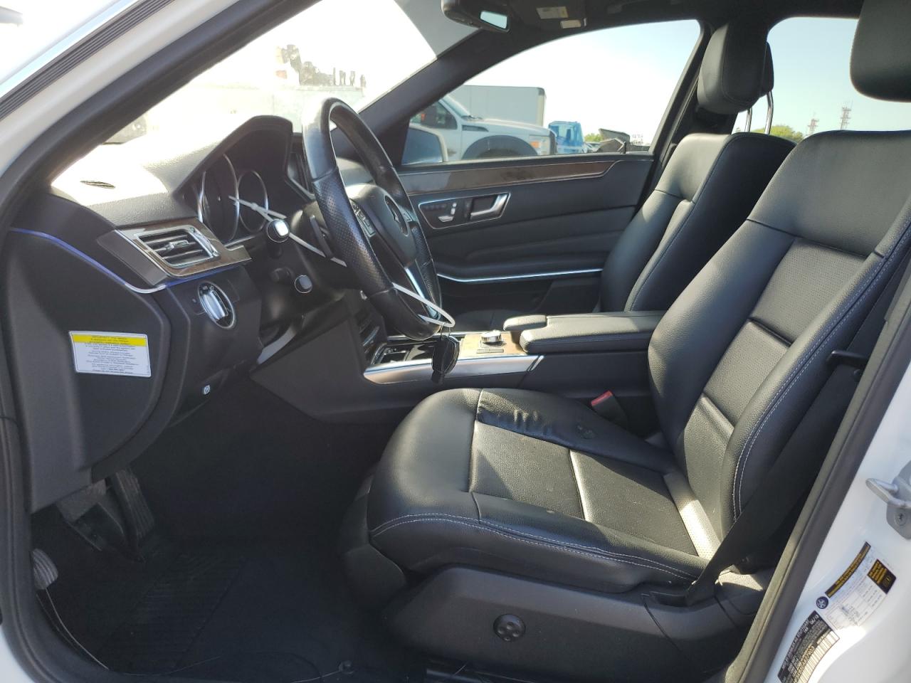 Mercedes-Benz E-Class 350 Image 6