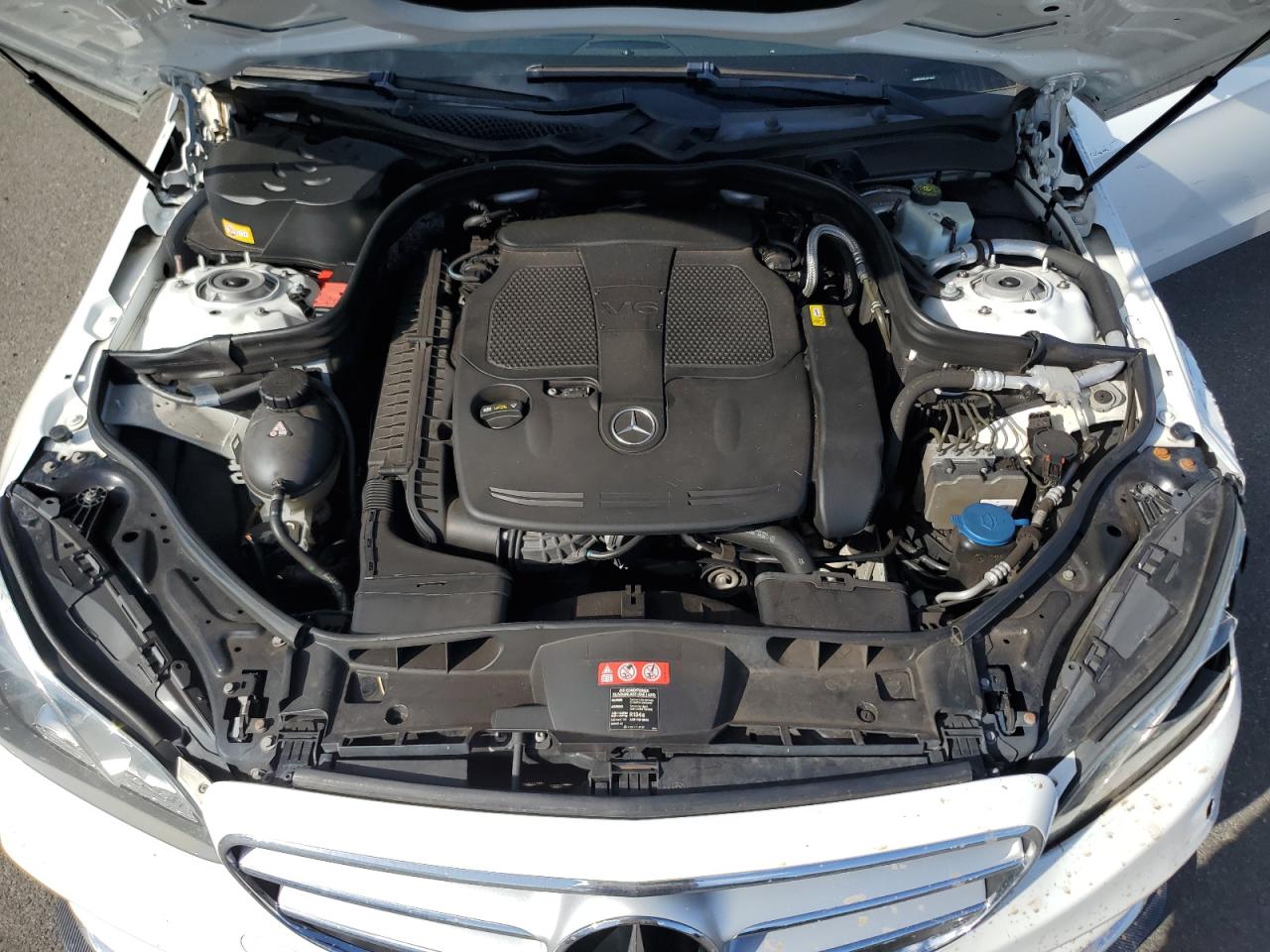 Mercedes-Benz E-Class 350 Image 2