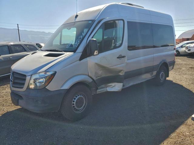  Salvage Mercedes-Benz Sprinter