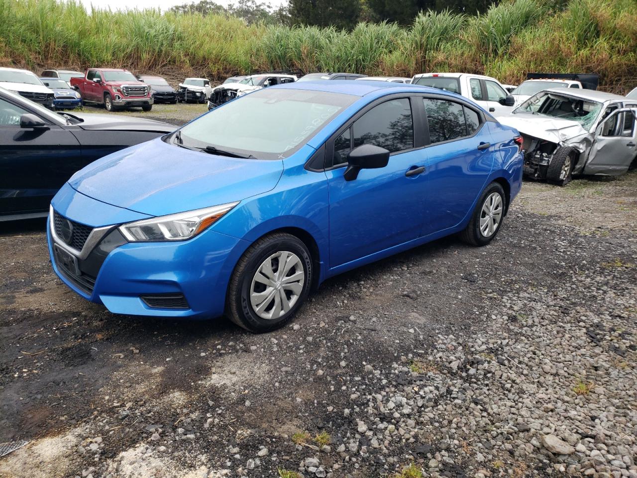 Nissan Versa S Image 1