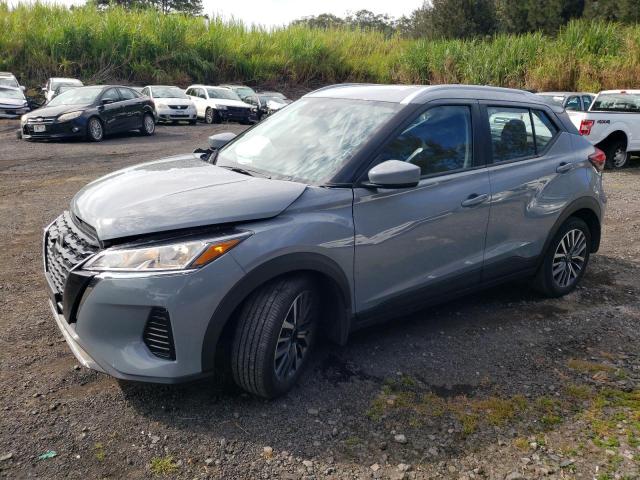  Salvage Nissan Kicks