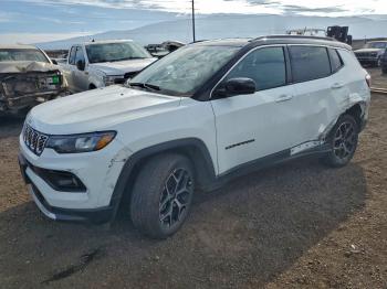  Salvage Jeep Compass