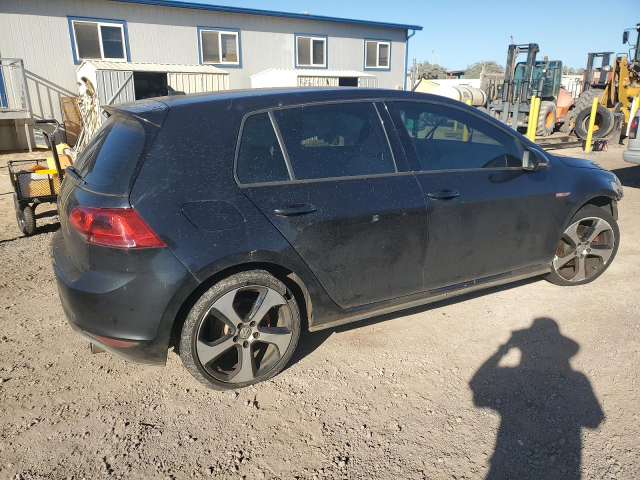 Volkswagen GTI S Image 12