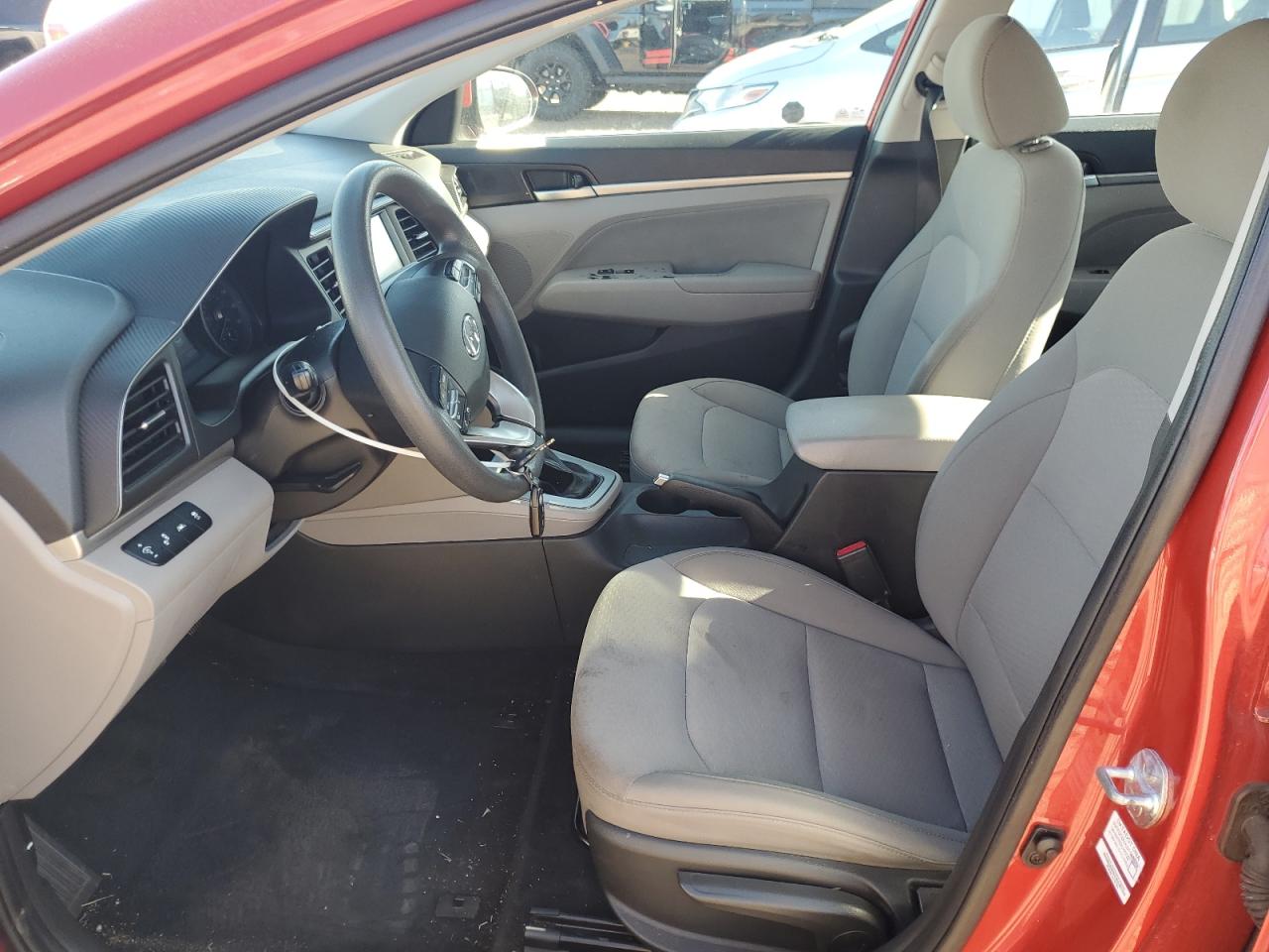 Hyundai ELANTRA Sel Image 7