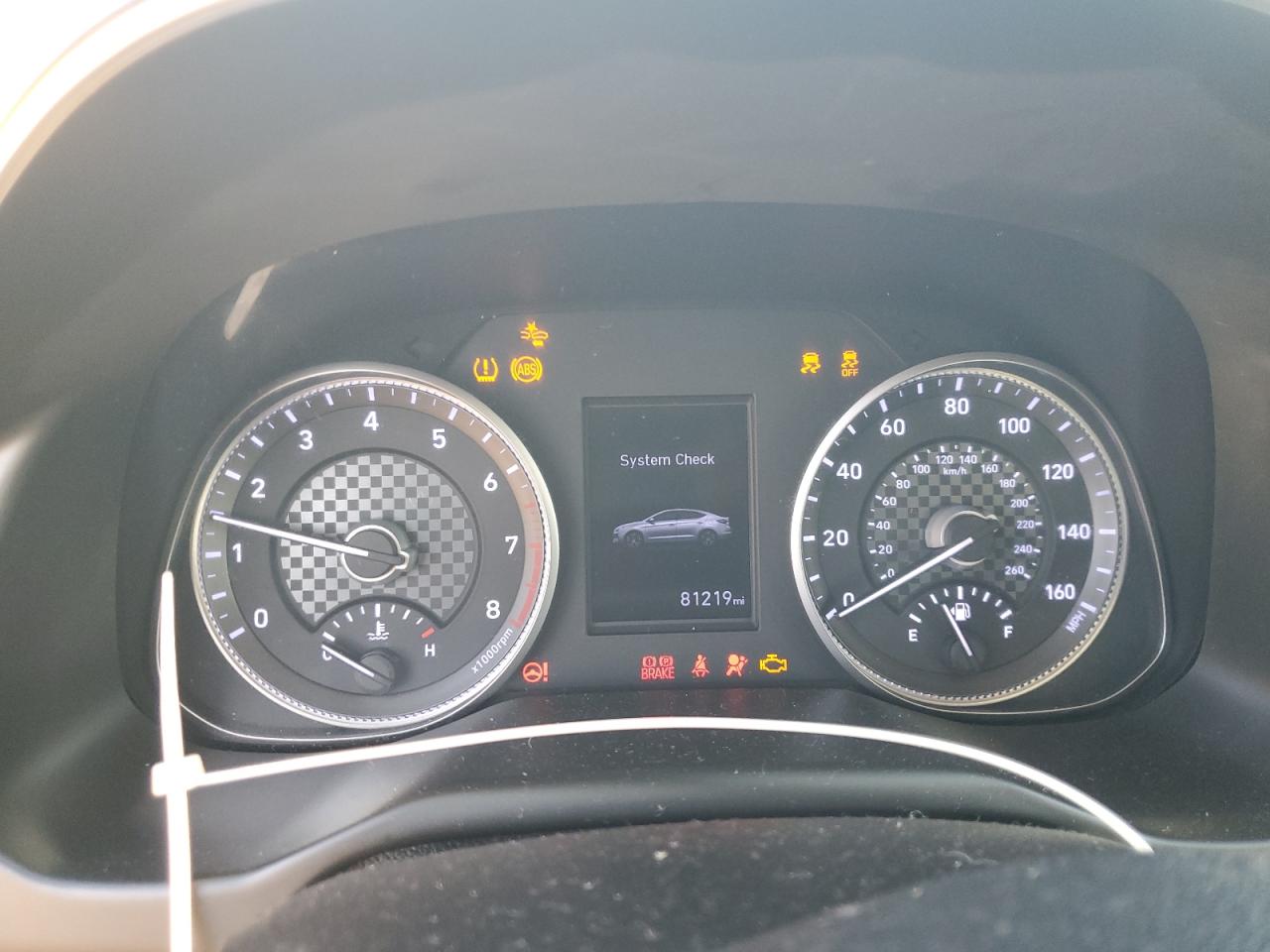 Hyundai ELANTRA Sel Image 10