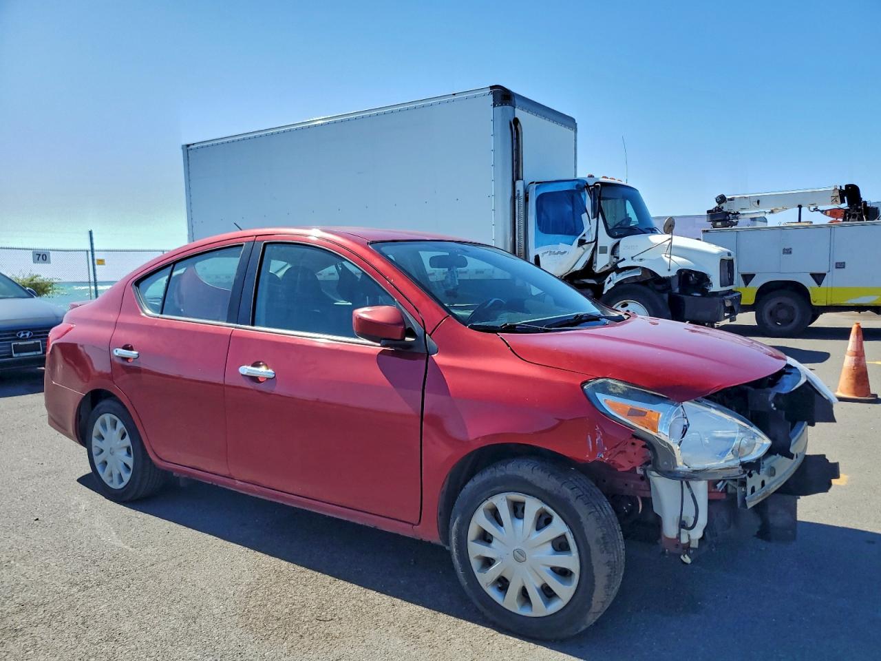 Nissan Versa S Image 5