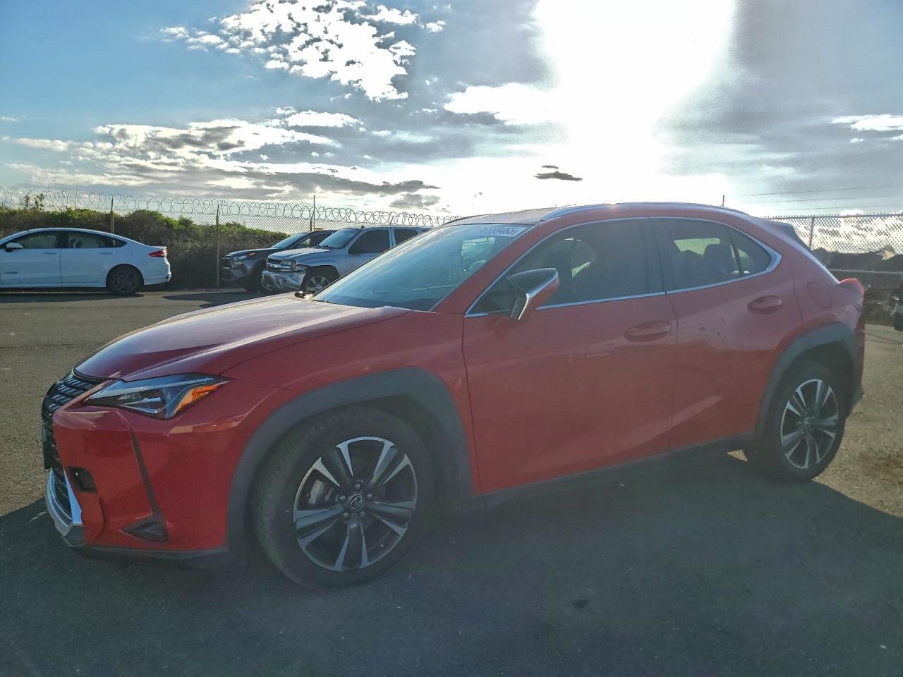 Lexus Ux 200 Image 1