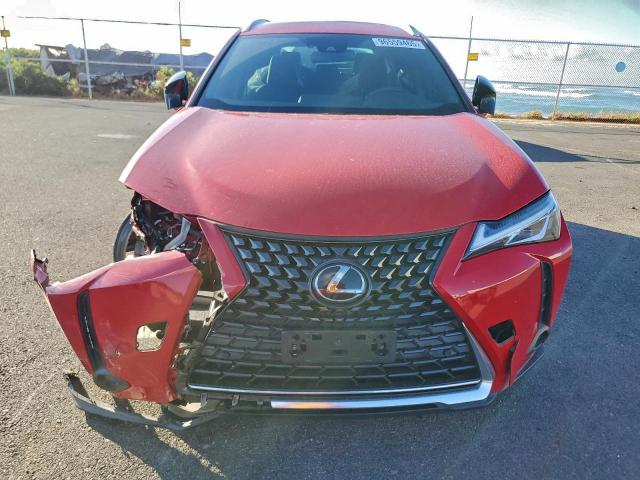 Lexus Ux 200 Image 3