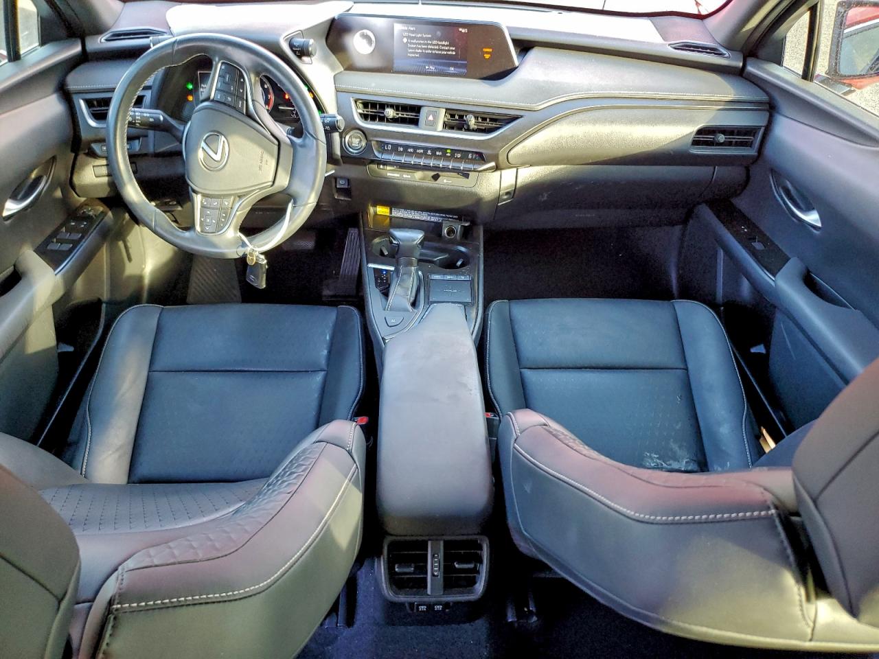 Lexus Ux 200 Image 6